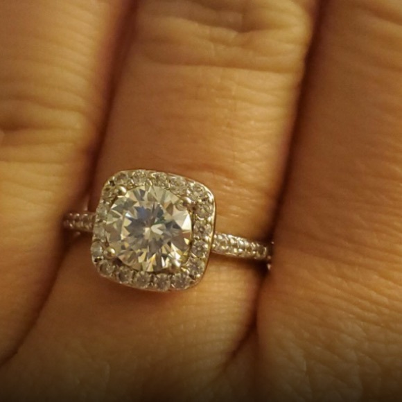 18K White Gold Plated Cubic Zirconia Promise Ring - Picture 6 of 7